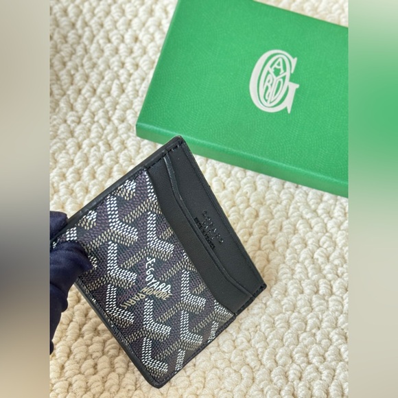 Goyard Black and White Card Holder - Picture 4 of 8